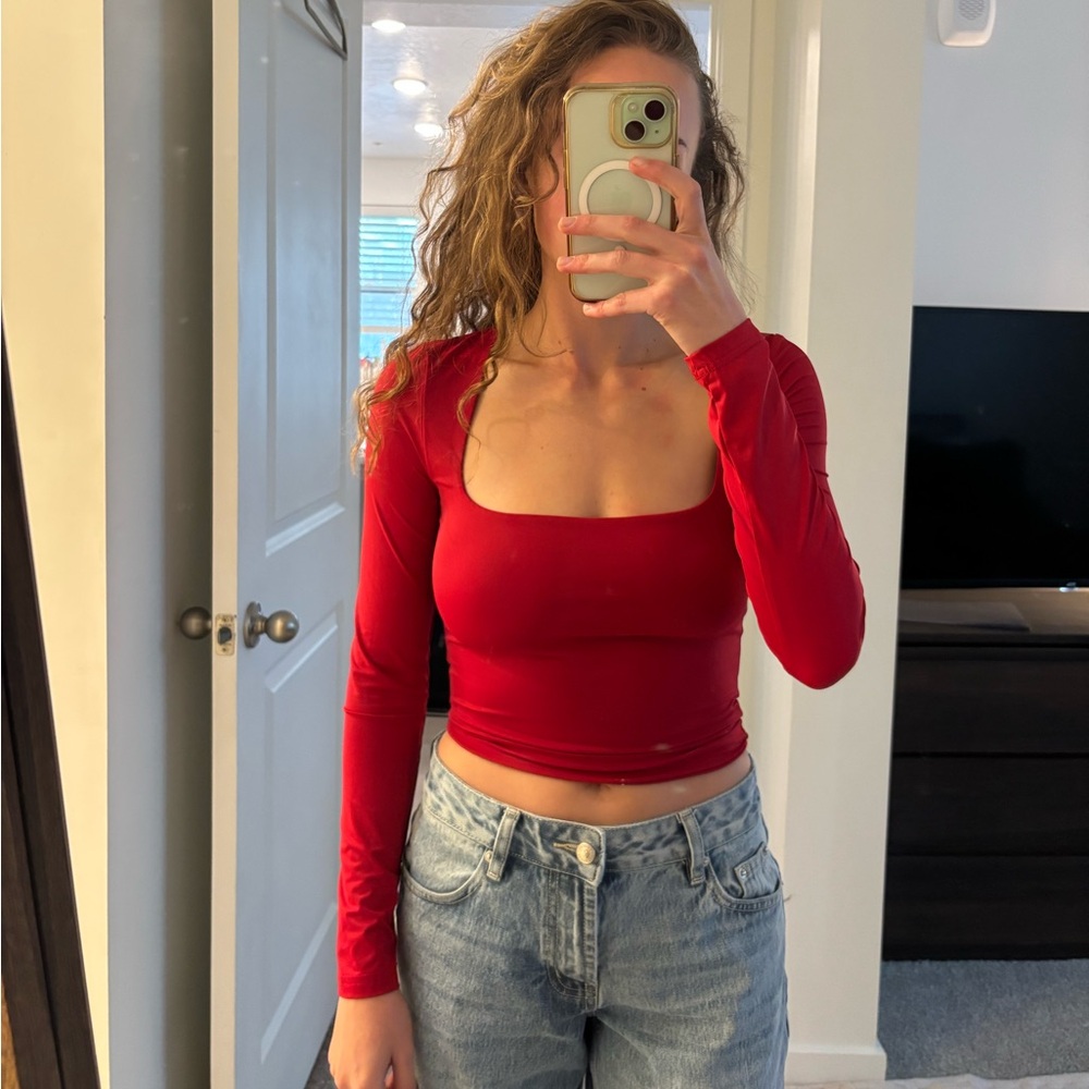 Princess Polly back in time long sleeve top red